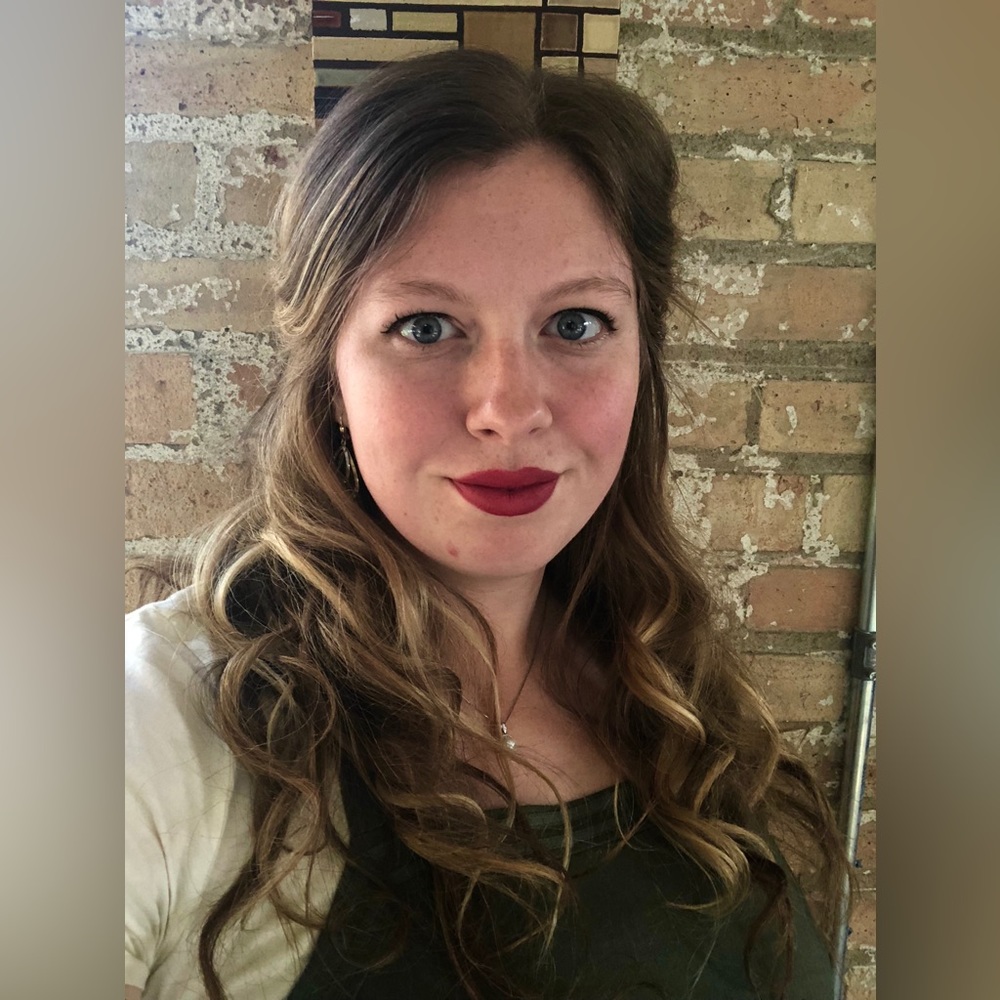 Meet your Posher, Alli